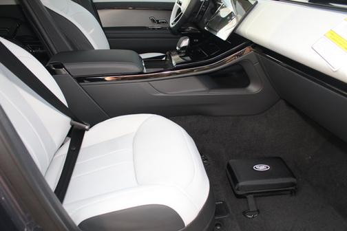 2025 Land Rover Range Rover Sport Dynamic SE
