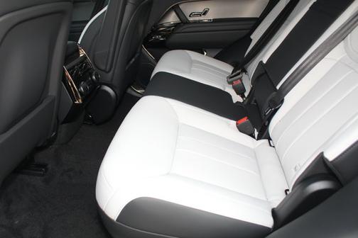 2025 Land Rover Range Rover Sport Dynamic SE