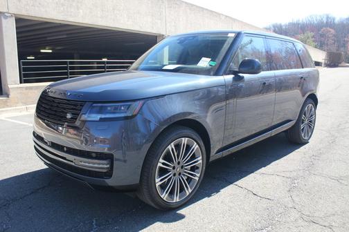2025 Land Rover Range Rover SE