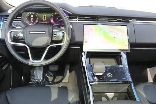 2025 Land Rover Range Rover Sport SE