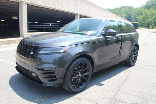 2026 Land Rover Range Rover Velar Dynamic SE