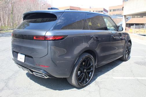 2025 Land Rover Range Rover Sport Dynamic SE
