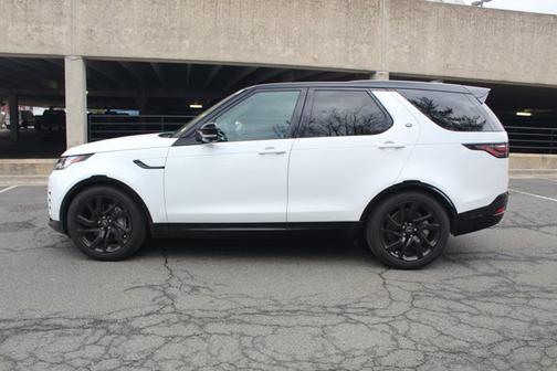 2024 Land Rover Discovery Dynamic SE