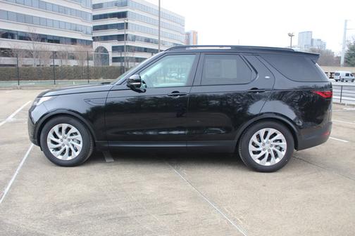 2024 Land Rover Discovery S