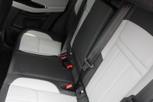 2026 Land Rover Range Rover Evoque Dynamic SE