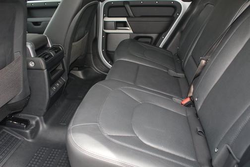2024 Land Rover Defender S