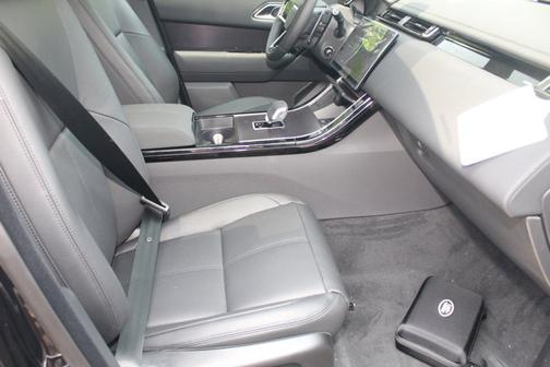2026 Land Rover Range Rover Velar Dynamic SE