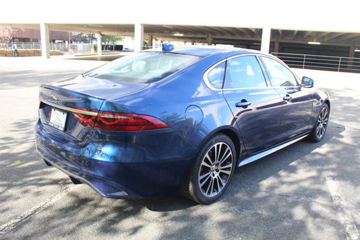 2023 Jaguar XF R-Dynamic SE