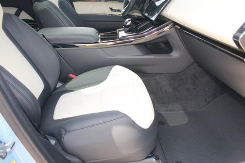 2025 Land Rover Range Rover Sport SV Edition Two