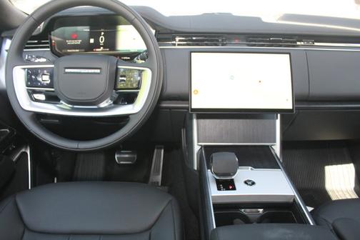 2025 Land Rover Range Rover SE