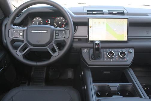 2025 Land Rover Defender S