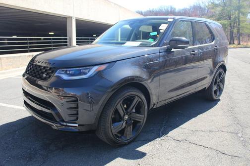 2025 Land Rover Discovery Dynamic SE