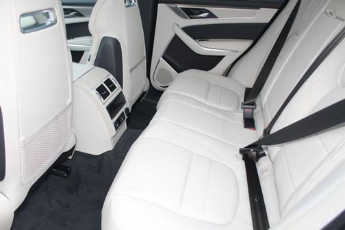 2026 Jaguar F-PACE R-Dynamic S