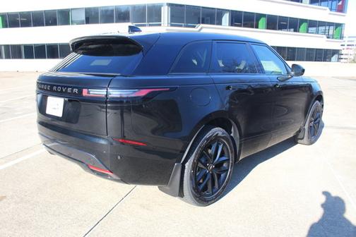 2025 Land Rover Range Rover Velar Dynamic SE