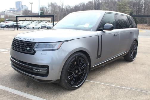 2025 Land Rover Range Rover SE