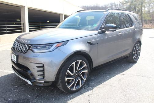 2024 Land Rover Discovery Metropolitan Edition