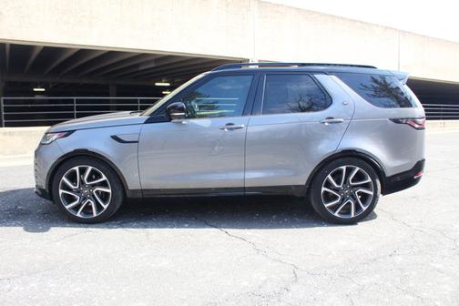 2024 Land Rover Discovery Metropolitan Edition
