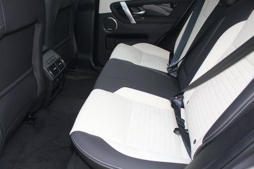 2025 Land Rover Discovery Sport S