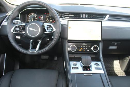 2026 Jaguar F-PACE R-Dynamic S