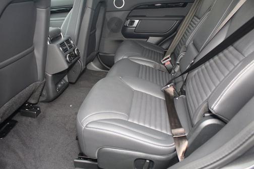 2025 Land Rover Discovery S