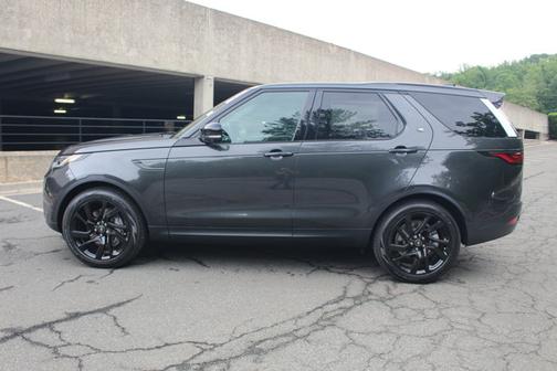 2025 Land Rover Discovery S