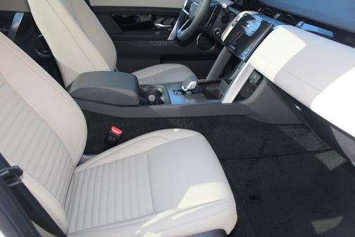 2025 Land Rover Discovery Sport S