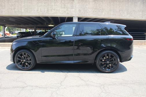 2025 Land Rover Range Rover Sport Dynamic SE