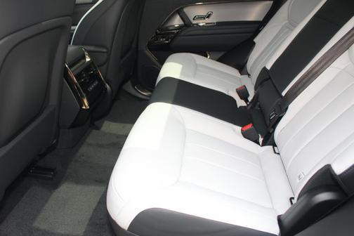 2025 Land Rover Range Rover Sport Dynamic SE