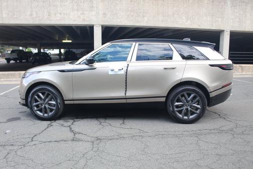 2026 Land Rover Range Rover Velar Dynamic SE