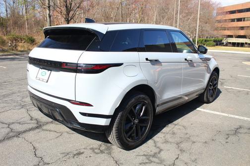 2024 Land Rover Range Rover Evoque Dynamic SE