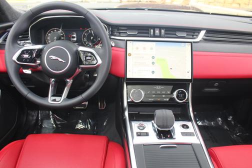 2024 Jaguar XF R-Dynamic SE