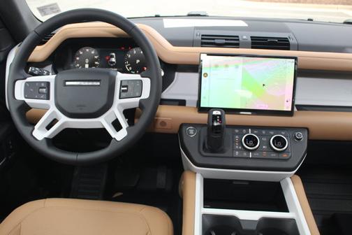 2025 Land Rover Defender X-Dynamic SE