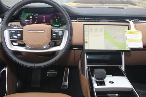 2025 Land Rover Range Rover SE