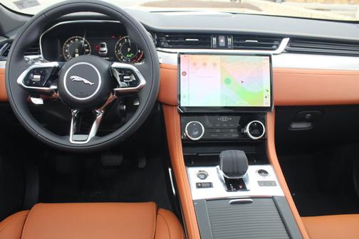 2026 Jaguar F-PACE R-Dynamic S