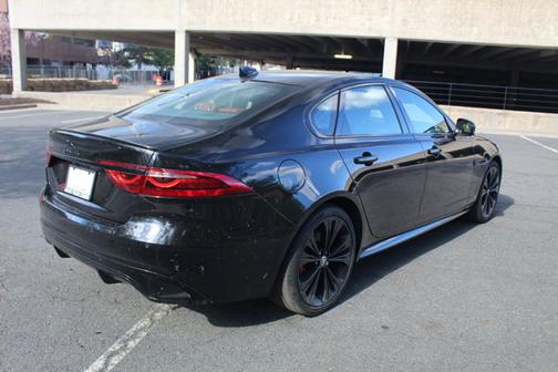 2024 Jaguar XF R-Dynamic SE