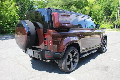 2025 Land Rover Defender Sedona Red Edition