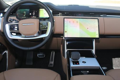 2025 Land Rover Range Rover SE