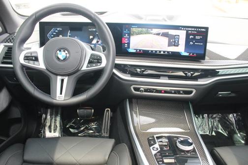 2024 BMW X5 M60i