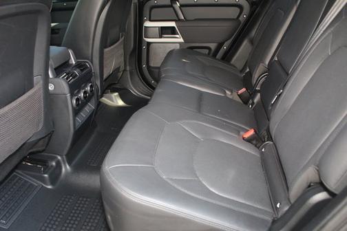 2023 Land Rover Defender S