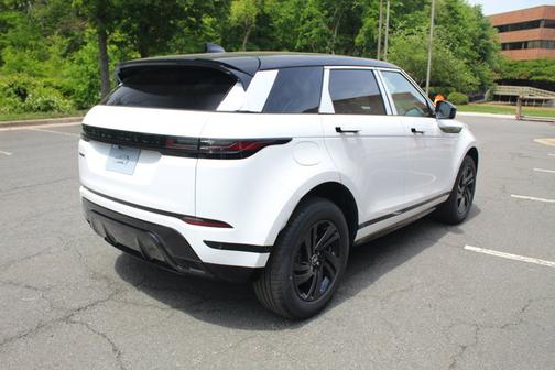 2026 Land Rover Range Rover Evoque Dynamic SE