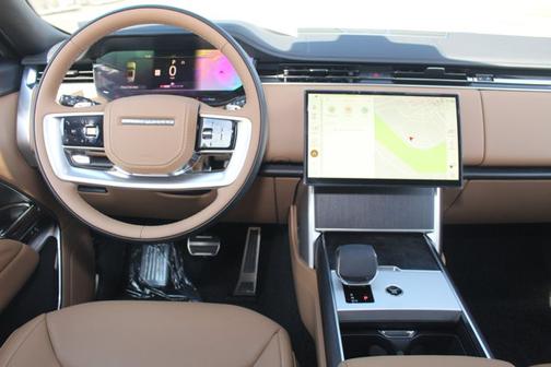 2025 Land Rover Range Rover SE