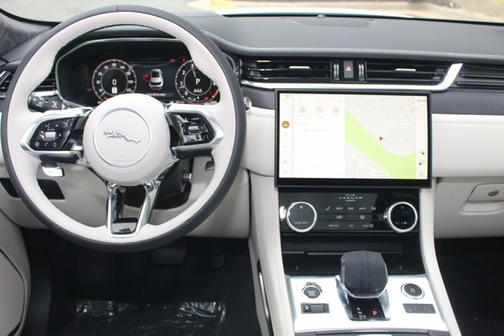 2026 Jaguar F-PACE R-Dynamic S