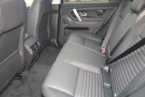 2025 Land Rover Discovery Sport S