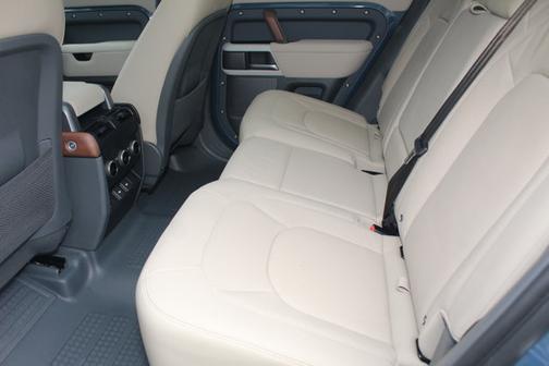 2024 Land Rover Defender S