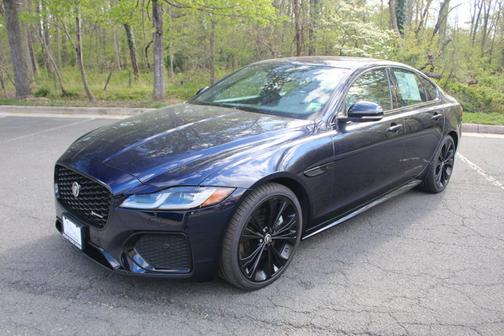 2024 Jaguar XF R-Dynamic SE