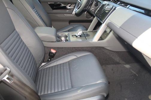2025 Land Rover Discovery Sport S