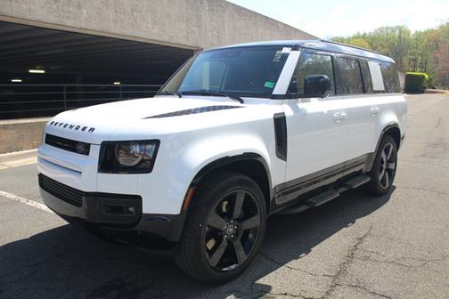 2025 Land Rover Defender X-Dynamic SE