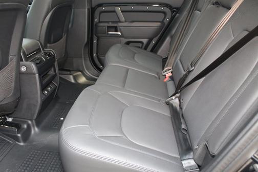 2025 Land Rover Defender S