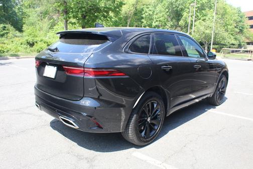 2024 Jaguar F-PACE R-Dynamic S