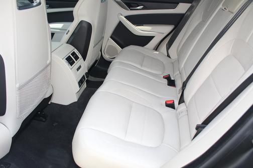 2024 Jaguar F-PACE R-Dynamic S